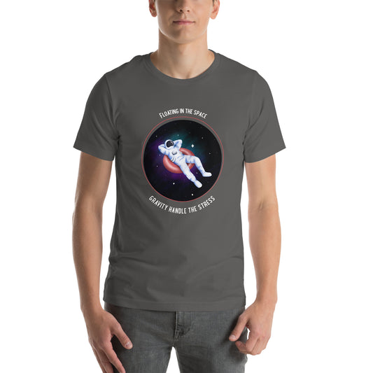 Relaxed astronaut floating on space zero gravity no stress classic tee short sleeves t-shirt - SexyCoca